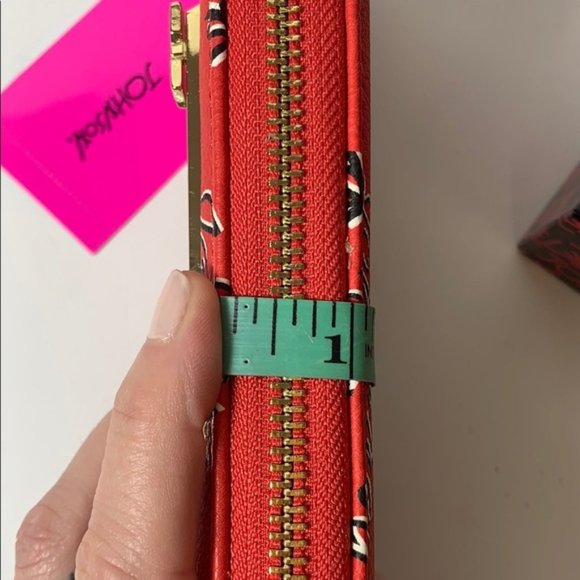 NWT Betsey Johnson Red Wallet with Gift Box - Picture 8 of 9
